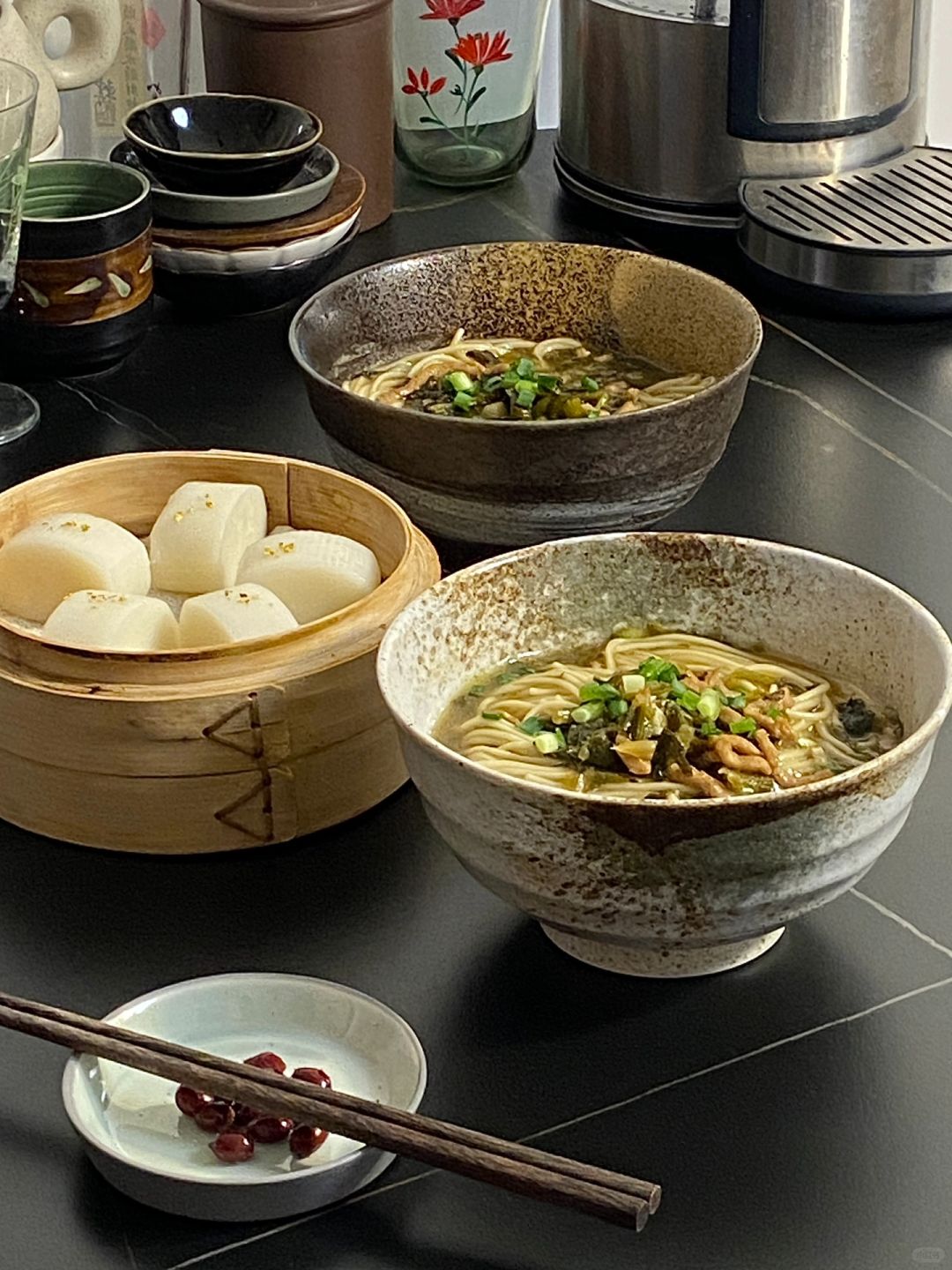 一碗雪菜肉丝面暖胃🥢