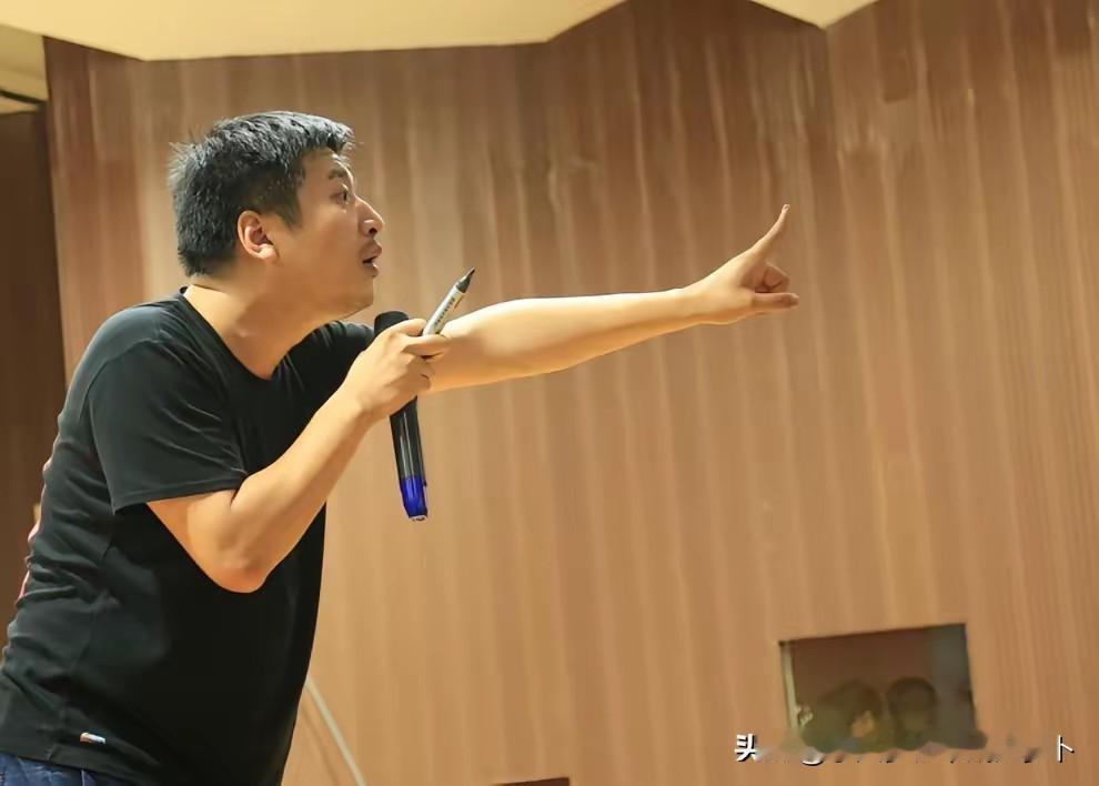 最近因为工作非常焦虑，因为难干，但是没有人托底，又害怕失去工作，40几岁了，再出