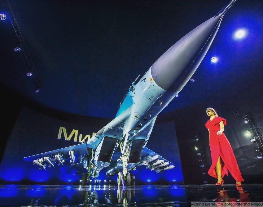 2017年1月，米格-35正式亮相。

著名米格-29轻型战斗机的最新改进型——