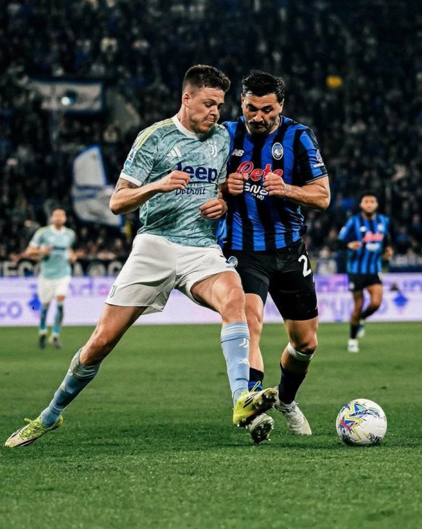 都灵体育报：霍尔姆在贝尔加莫的出色表现或许能帮助他下赛季留在都灵，科莫利正在考虑