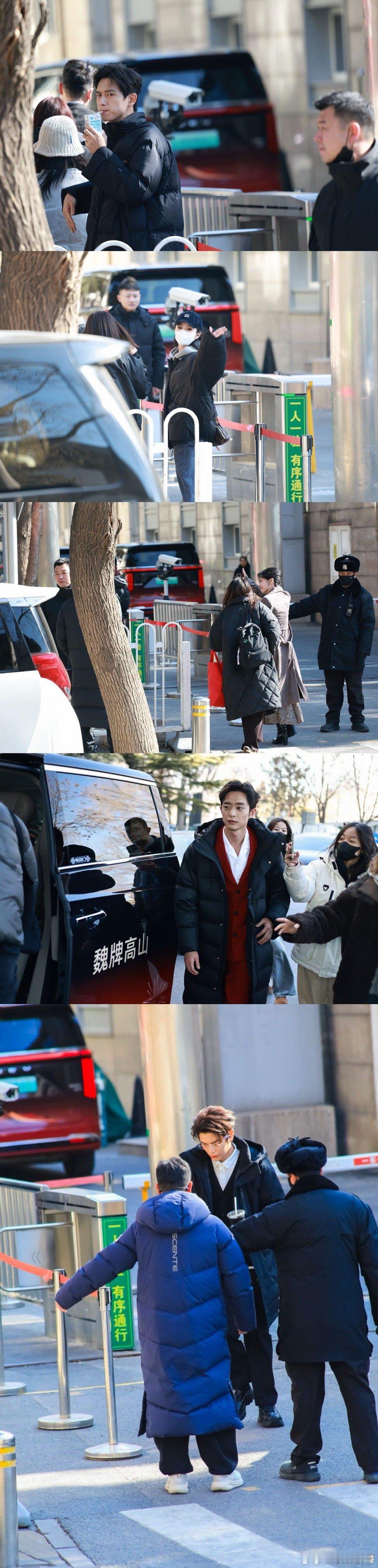 谁家明星下车三秒出神图 春晚路透明星下车绝了！梁家辉、魏晨等瞬间成神图，生图抗打