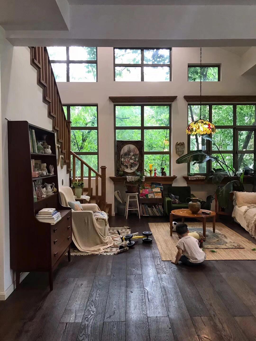 买这套房子的时候，身边很多人不理解。100万，买在成都麓山国际，一个房龄超过十年