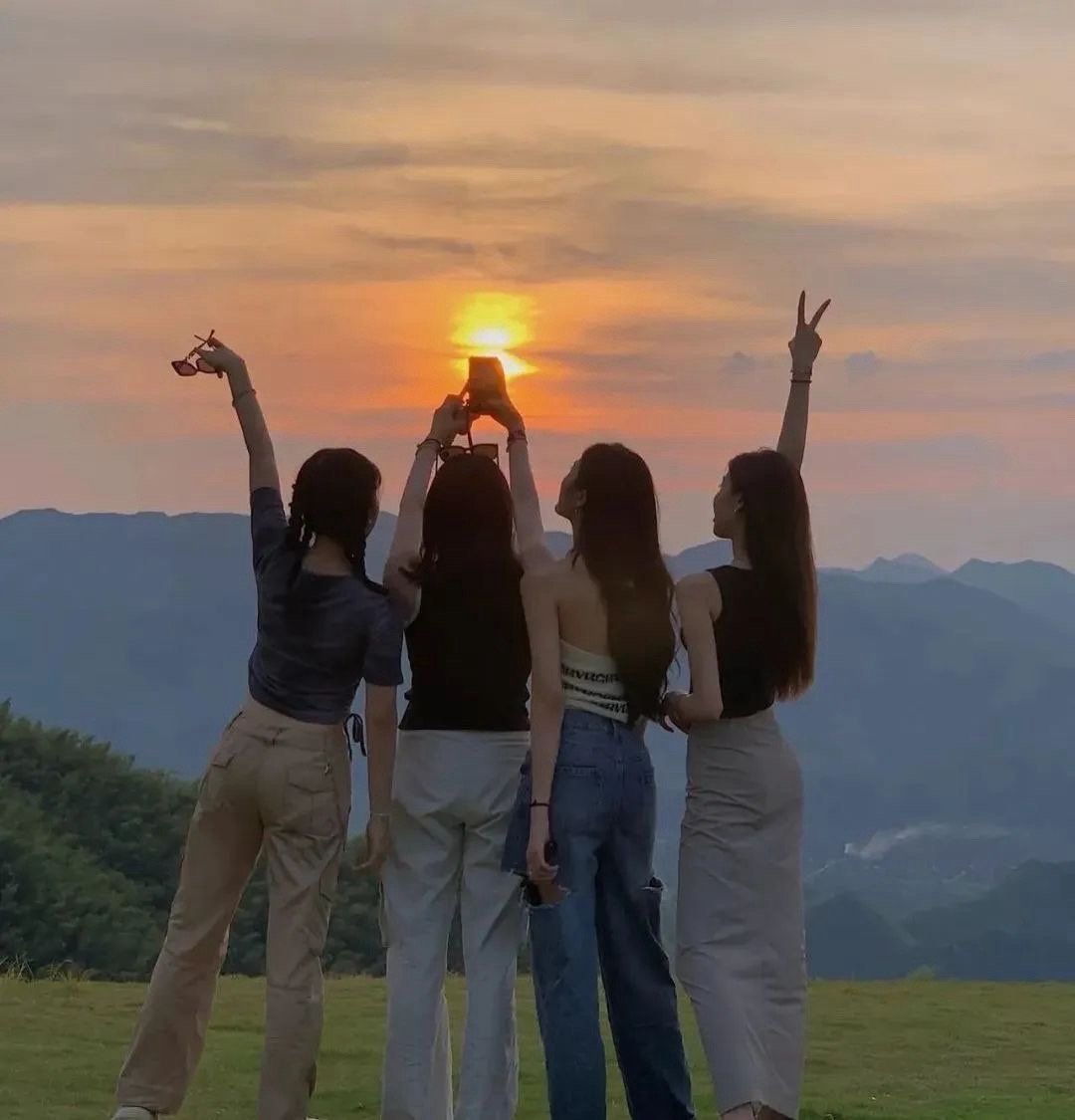 🧺𝓵𝓲𝓯𝓮｜☁🌥⛅生活嘛,偶尔致郁,偶尔治愈。 ​​​