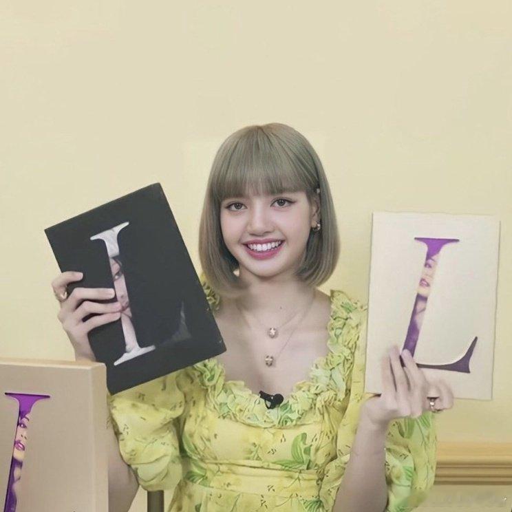 lisa 💗 lisa更新日常照 ❤️🔥 lisa亚女一  2021  LA