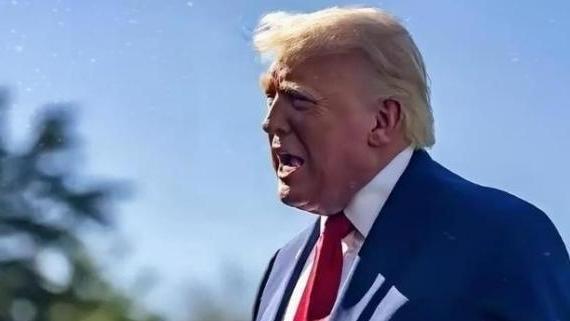 美伊对峙全是演戏！特朗普三重算计，戳破霸权底层逻辑
 
美伊剑拔弩张的紧张氛围，