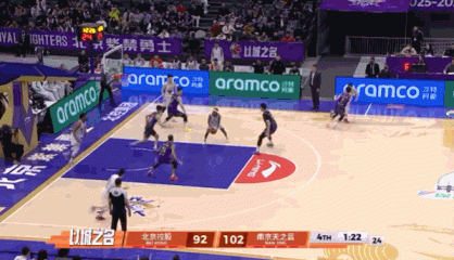 恐怖牵制力！今晚CBA常规赛第30轮结束了最后两场比赛，在同曦对阵北控的比赛中，