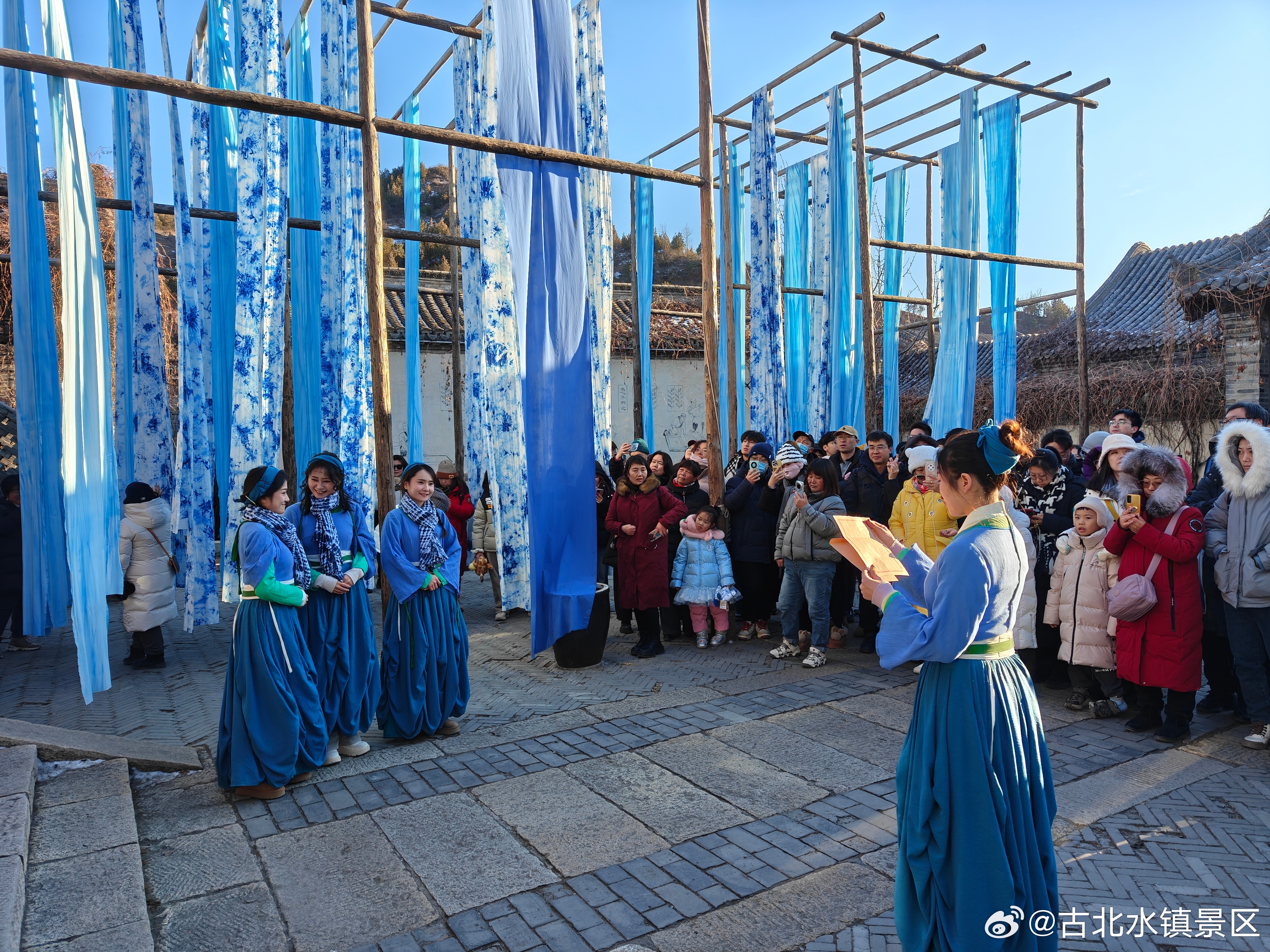 太阳为你升起，花朵为你绽放这美好的一切都在说：早安，宝子们#古北水镇# #古北汤