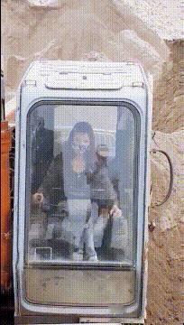 开高达？
洒洒水啦