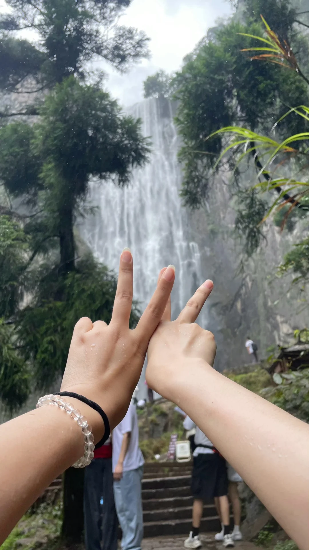 今天的快乐是瀑布给的！