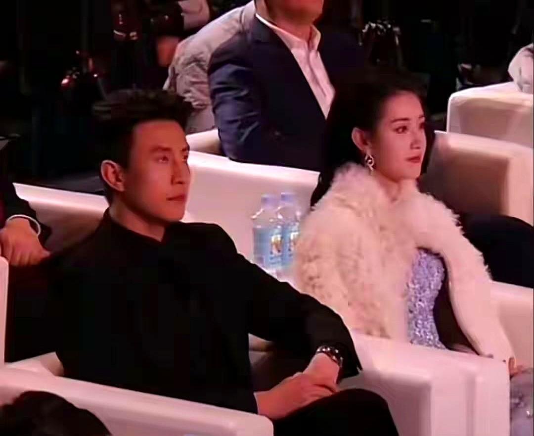 刘萧旭郭宇欣国剧盛典座位要挨一起？

2025年12月12日国剧盛典官宣嘉宾，俩