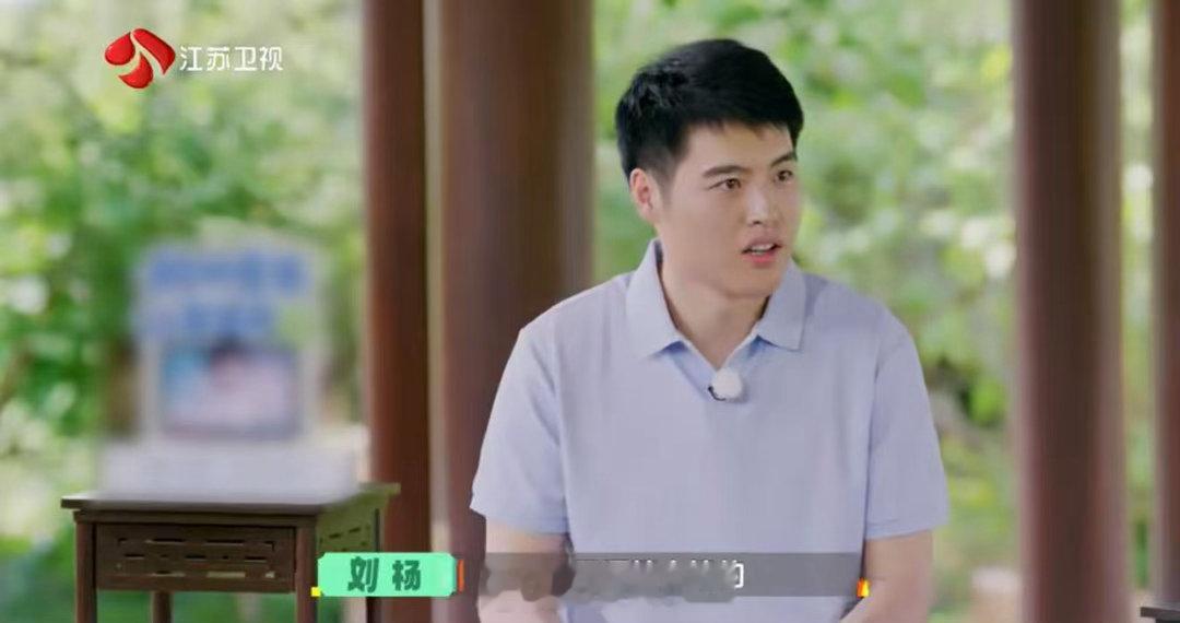 中暑后的正确急救方法国医少年志 高温天中暑风险大，急救方法别错了！别灌冰水别擦酒