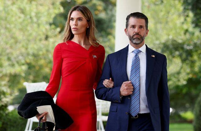 美国总统长子小特与社交名媛贝蒂娜订婚！
美国‌总统在白宫的节日派对上表示，他的长