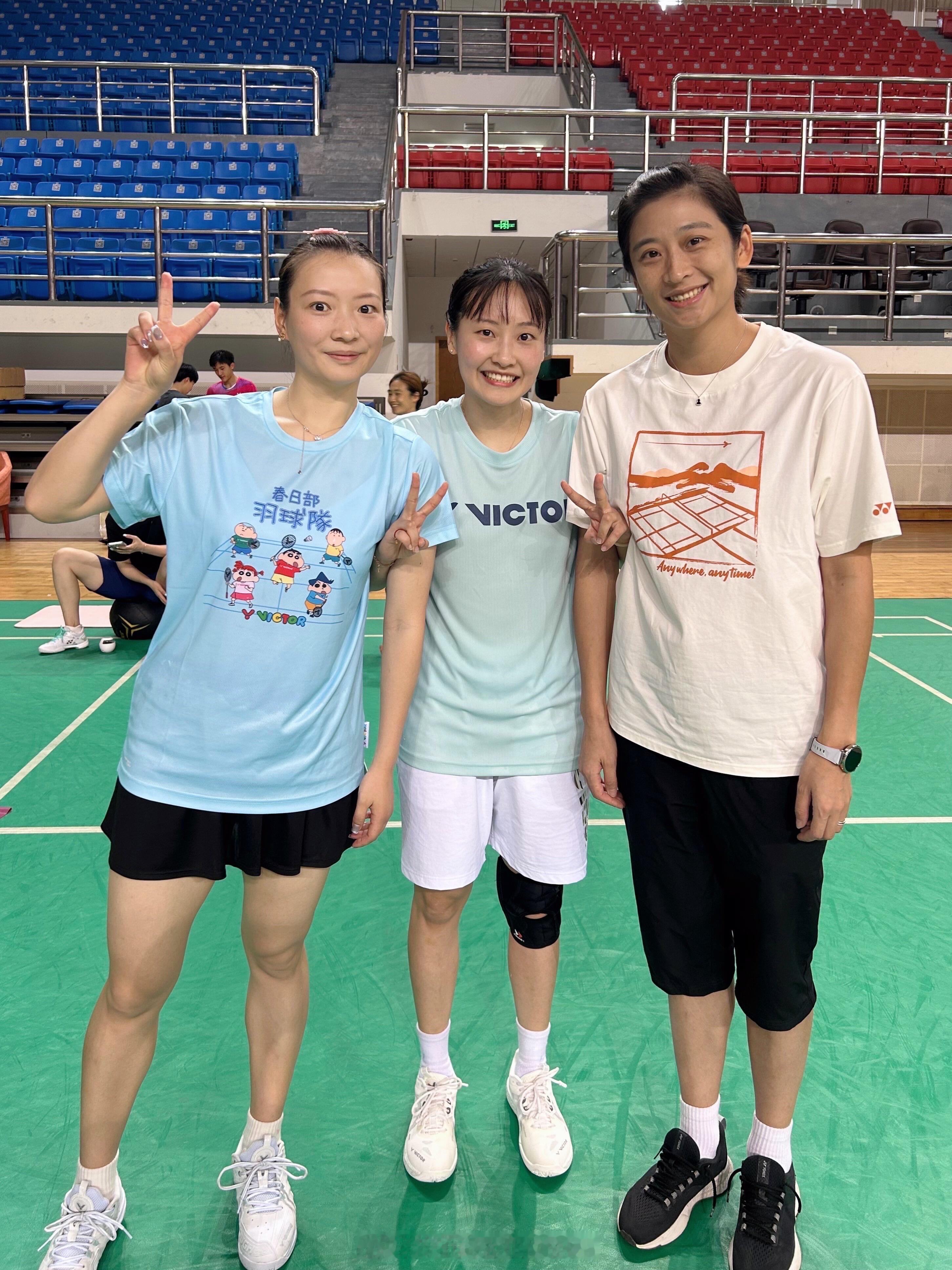 蔡侑玎&潘展乐&黄雅琼也是梦幻联动上了[色][色][色]热点现场羽毛球国庆节快乐