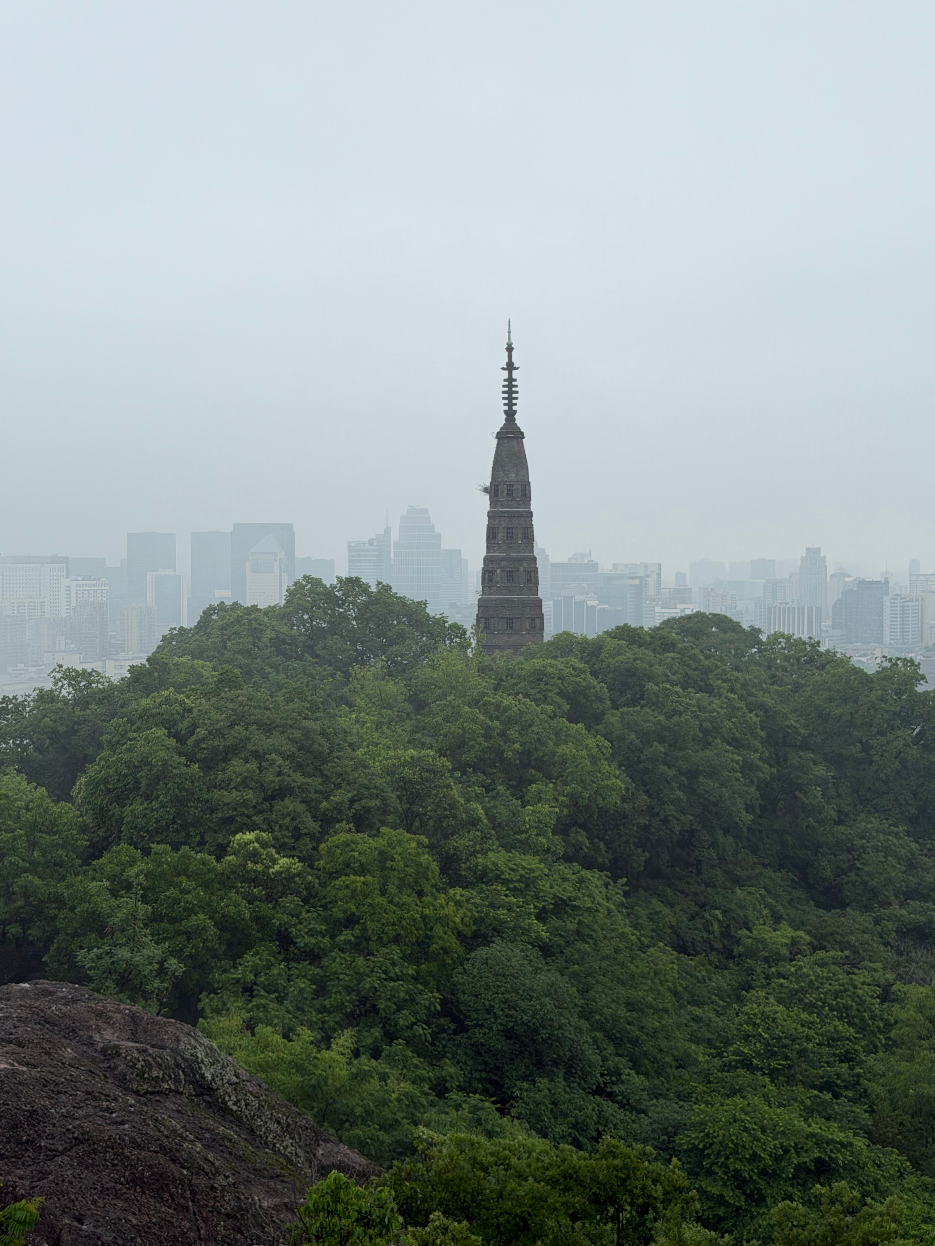 保淑塔 