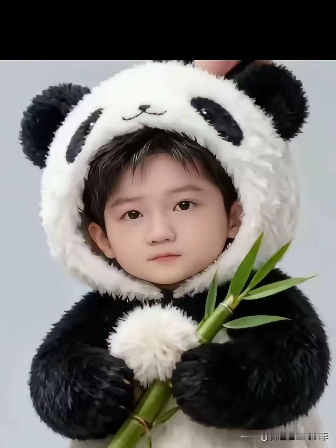 会打乒乓球，网球，羽毛球，
对业余入门来说，网球最难，
乒乓球其次，羽毛球入门算