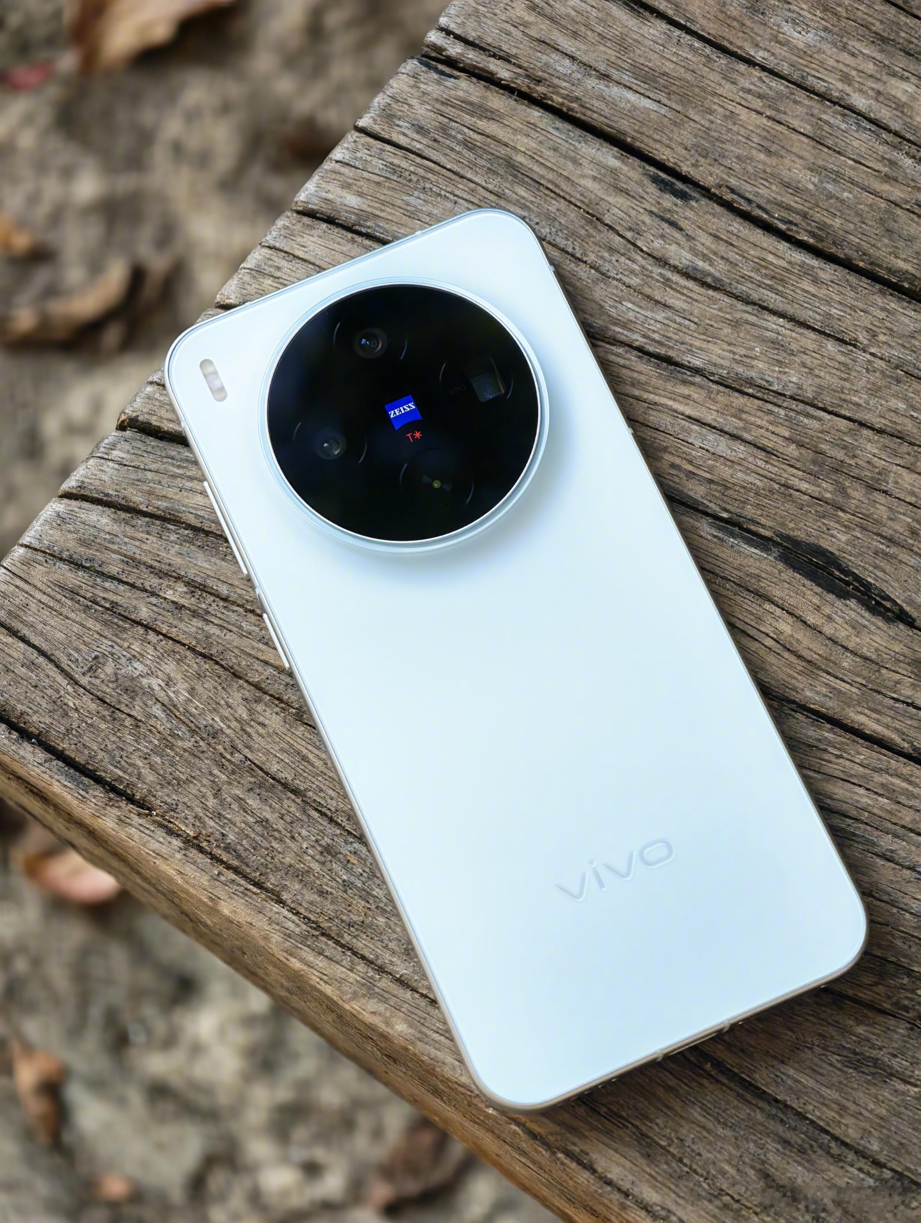 vivoX300抢先上手 作为 X200 Pro mini 的精神延续，X300