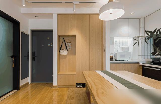 看完北京这对小夫妻的50㎡小家，我直接破防了！

寸土寸金的北京，俩异地来的年轻