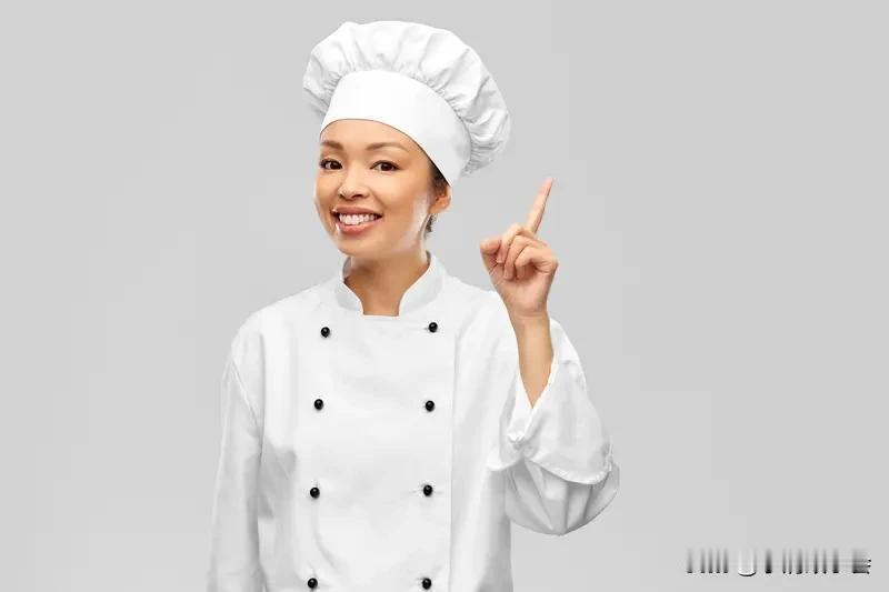 要是聪明和美貌只能选一样，我铁定选聪明。年轻时觉得美貌是通行证，面试、社交都吃香