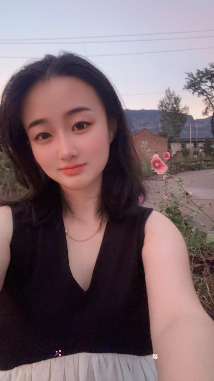 不要太用力去表达什么，都有感受，不如选择沉默看时间怎么说。