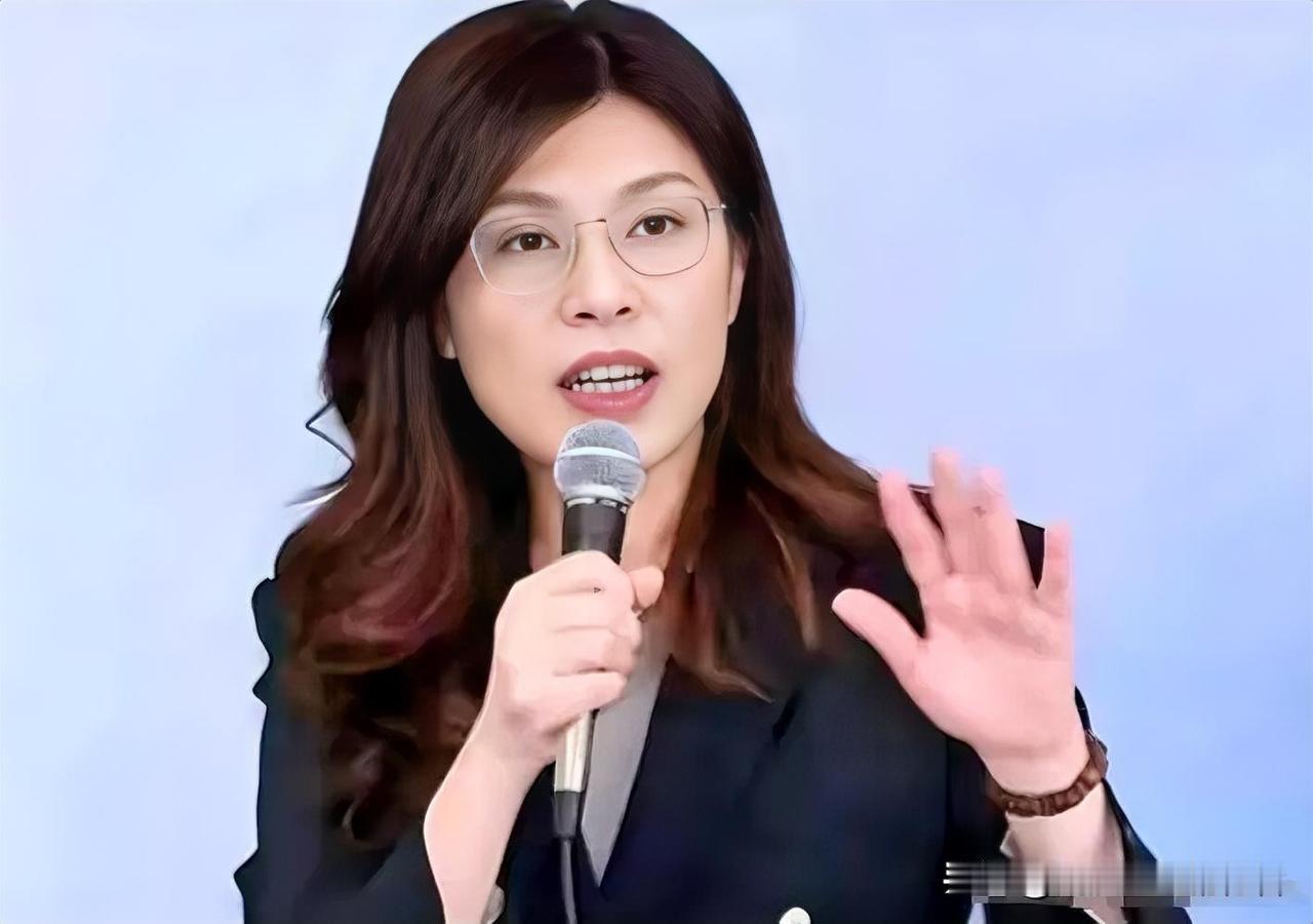 5月6日，台湾政坛爆出大快人心的消息！日本自民党青年局访团窜台，见遍了蓝绿白三党