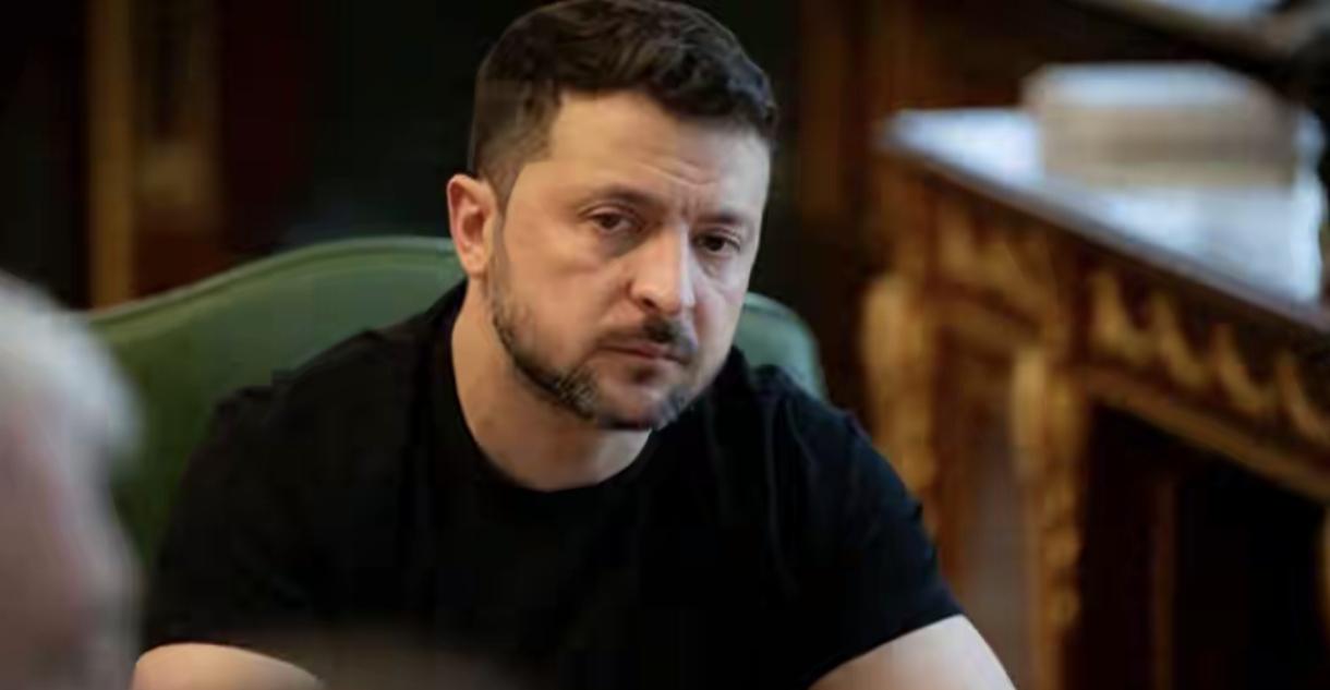 泽连斯基政府这波操作，简直就是在中乌关系上疯狂“作死”，把原本还有的一丝缓和活路