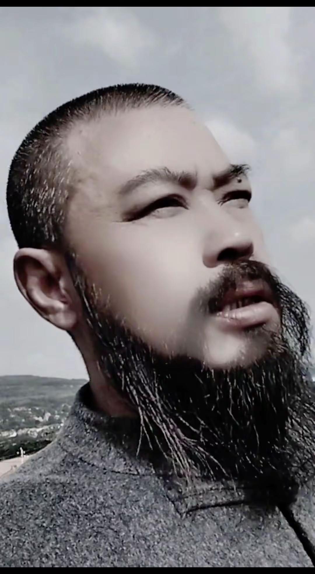 胡须硬汉的独白 胡子背后的故事