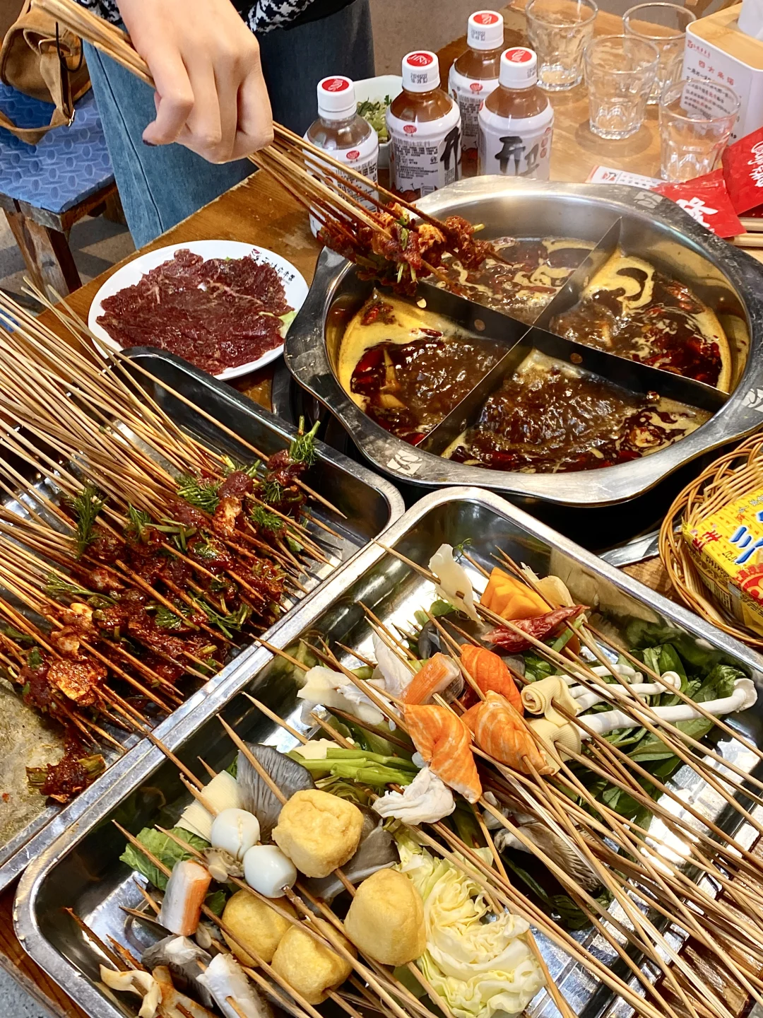 毫不夸张！大连zui好吃的穷鬼串串香！！！🍢🥢