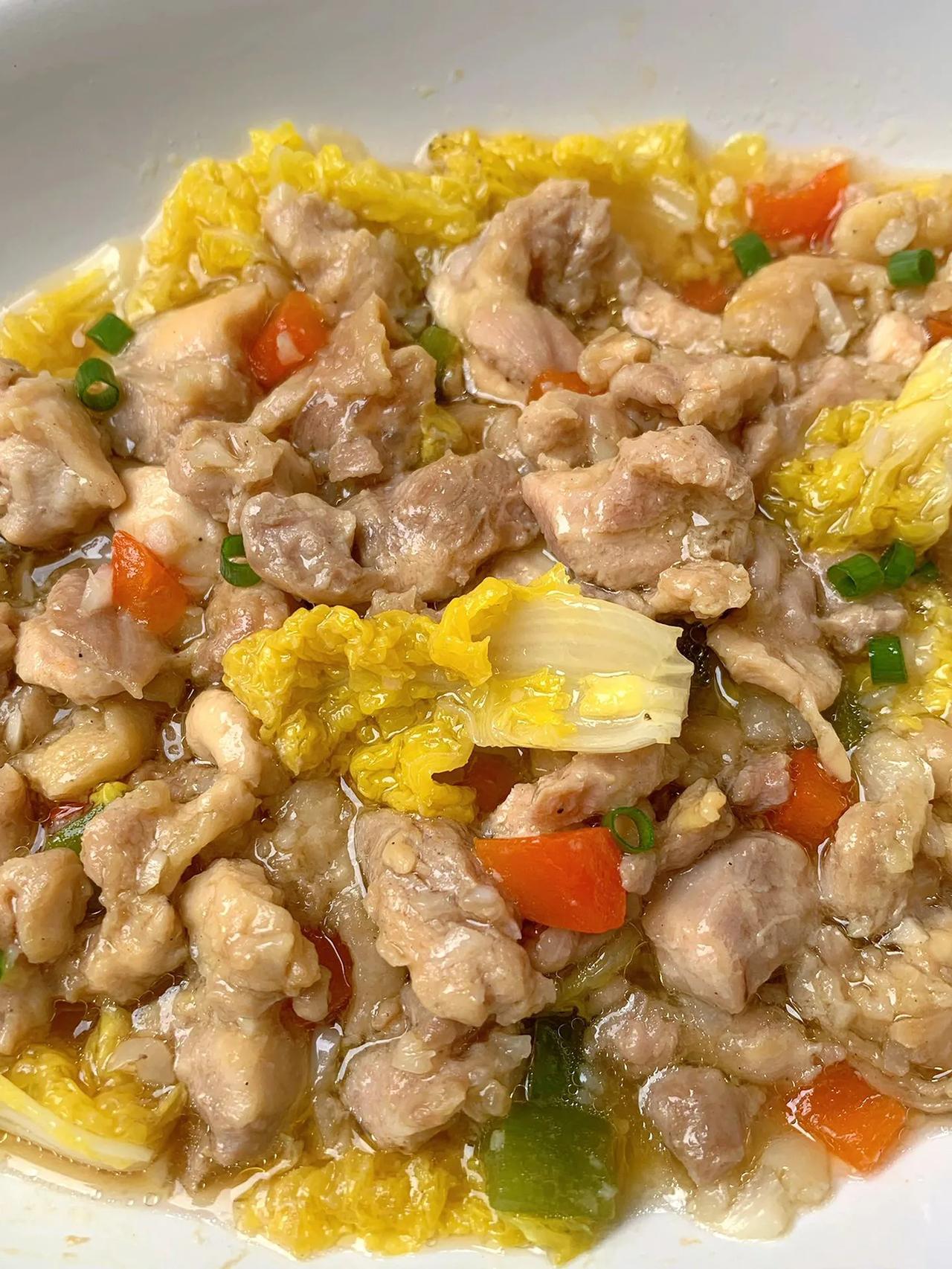 娃娃菜蒸鸡腿肉！
      营养美味鲜香滑嫩蒸菜不重样，清淡健康的蒸菜又来啦!