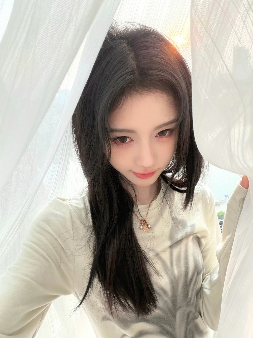 鞠婧祎[超话]鞠婧祎突然给到库存鞠婧祎库存给到鞠婧祎太美了吧，这个库存看爽了 ​