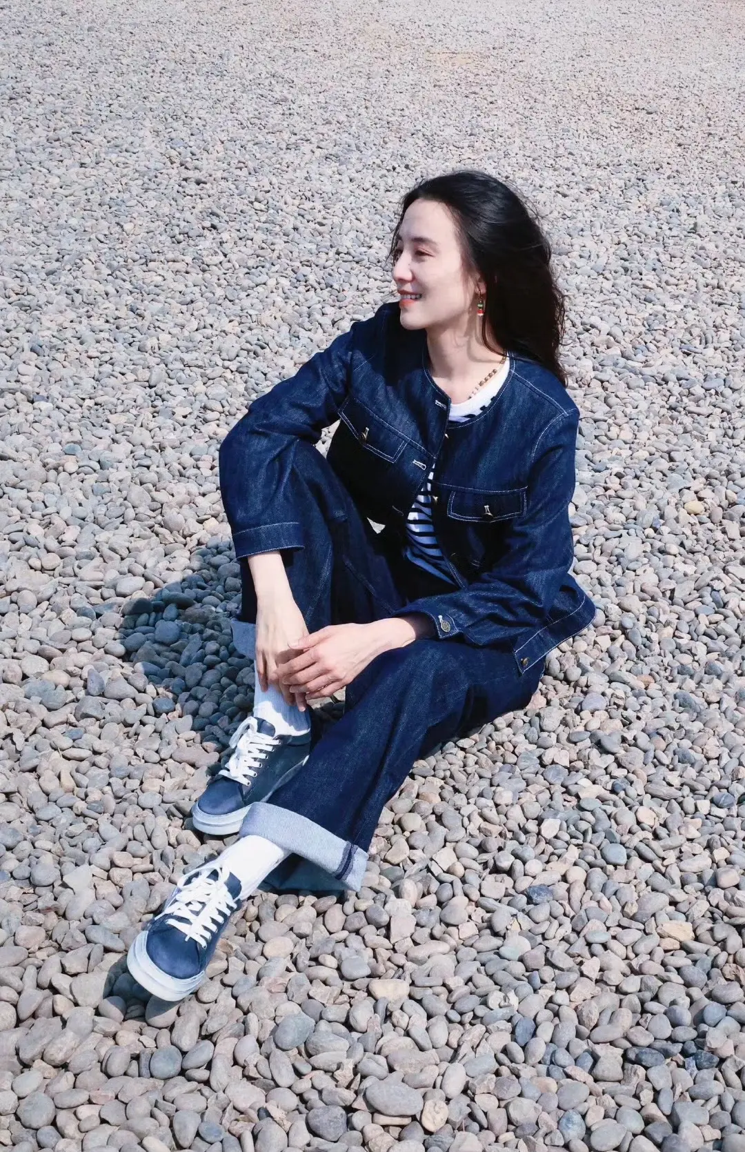宋佳。