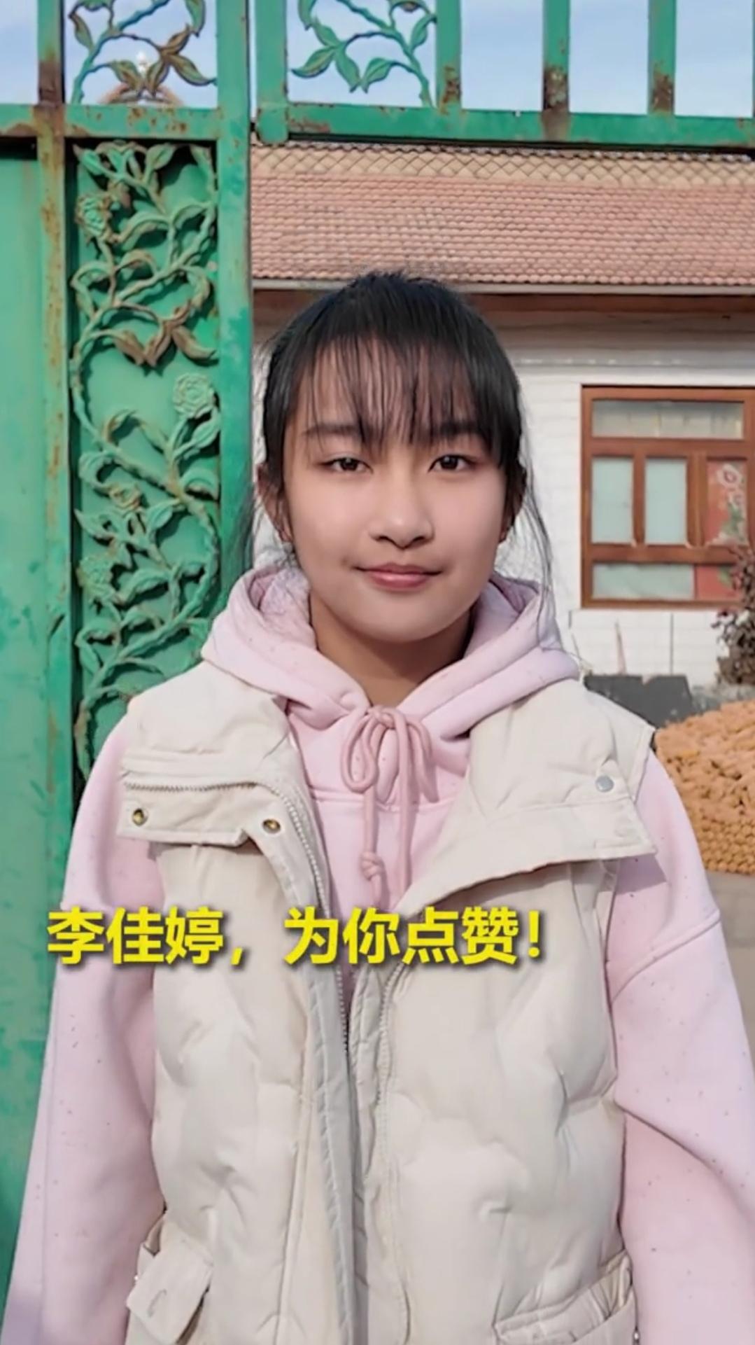 宁夏13岁少女冰窟救童。怕亲人担心，一句谎言藏尽少年担当
宁夏同心县冬日街头，1