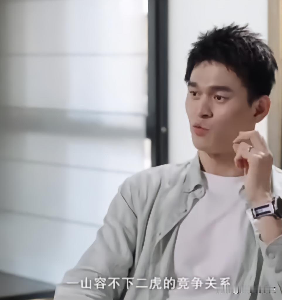 孙杨直面粉丝攻击队友争议：这不是饭圈，是游泳圈“一山不容二虎”的残酷竞争
 
近