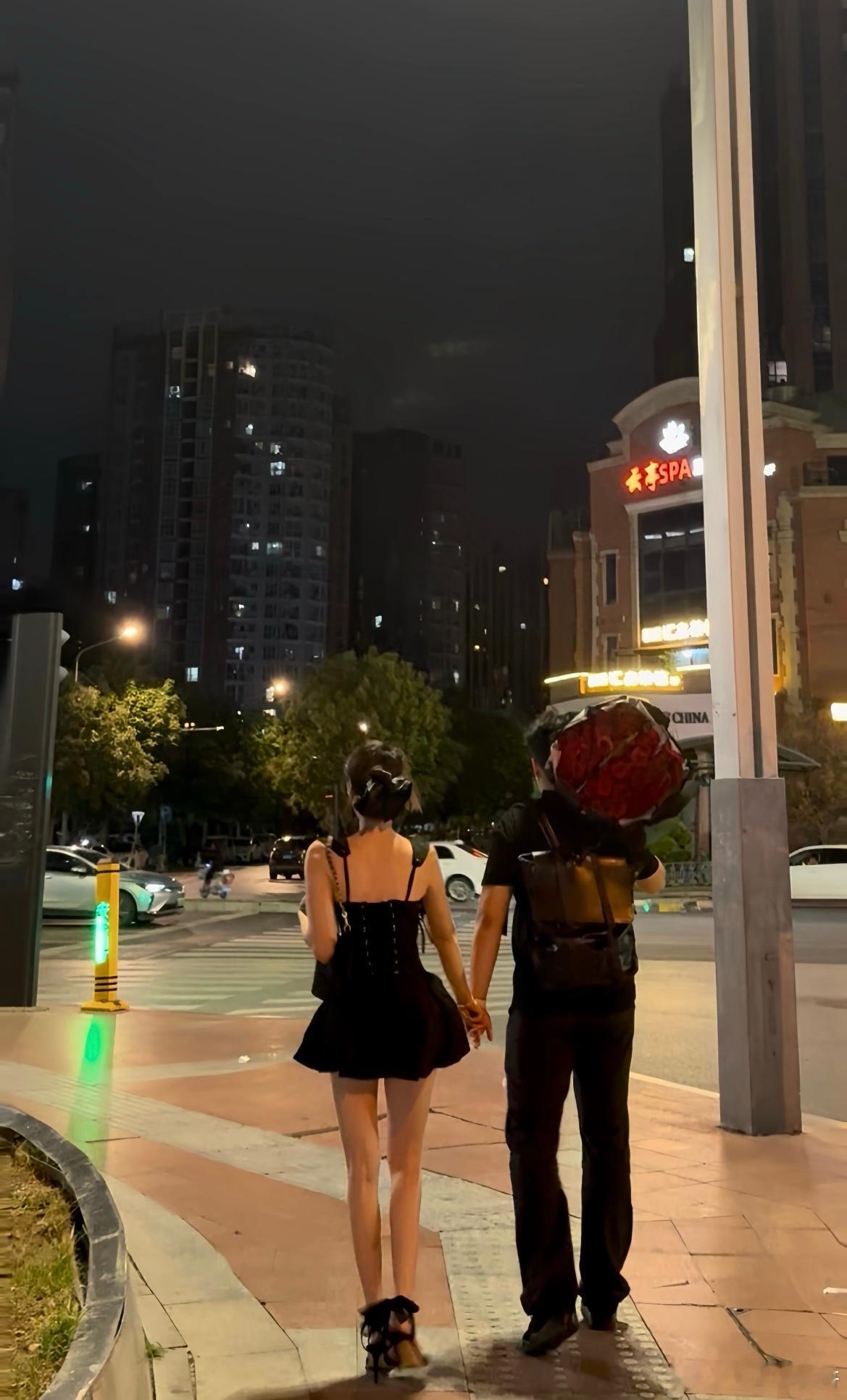 回家路上遇到的美好爱情 ​​​