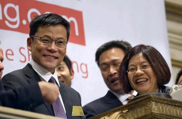 你理解不理解当初李国庆当初为什么那么大火气？
她老婆最令人反感的一点是利用亲情让