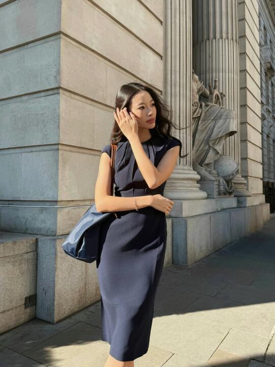 不工作但爱穿职业装