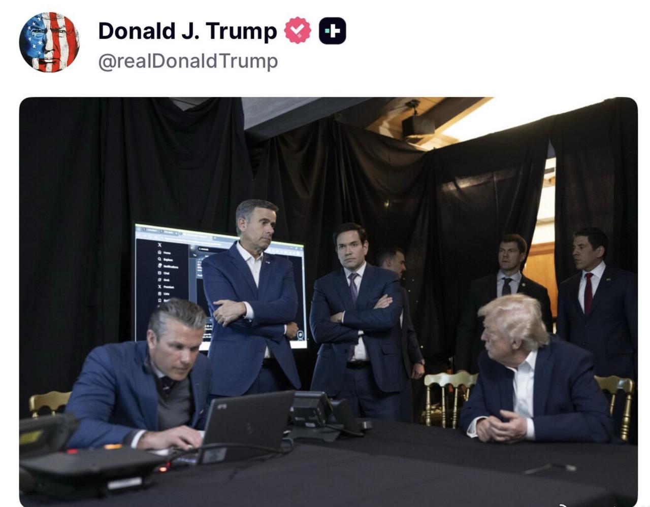 注意看图二，最上方显示的“X”。

在美国对委内瑞拉展开行动时，美国对社交媒体，