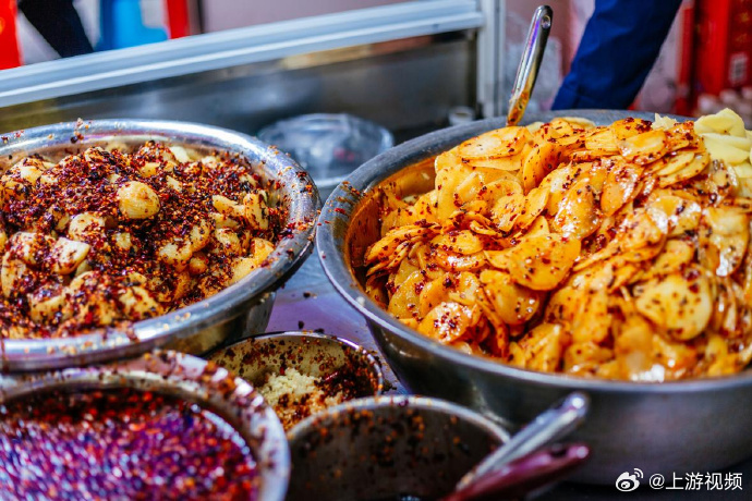 【#重庆洋芋美食地图出炉#】#一张地图看重庆人有多爱洋芋#一颗土豆串起巴渝百味。
