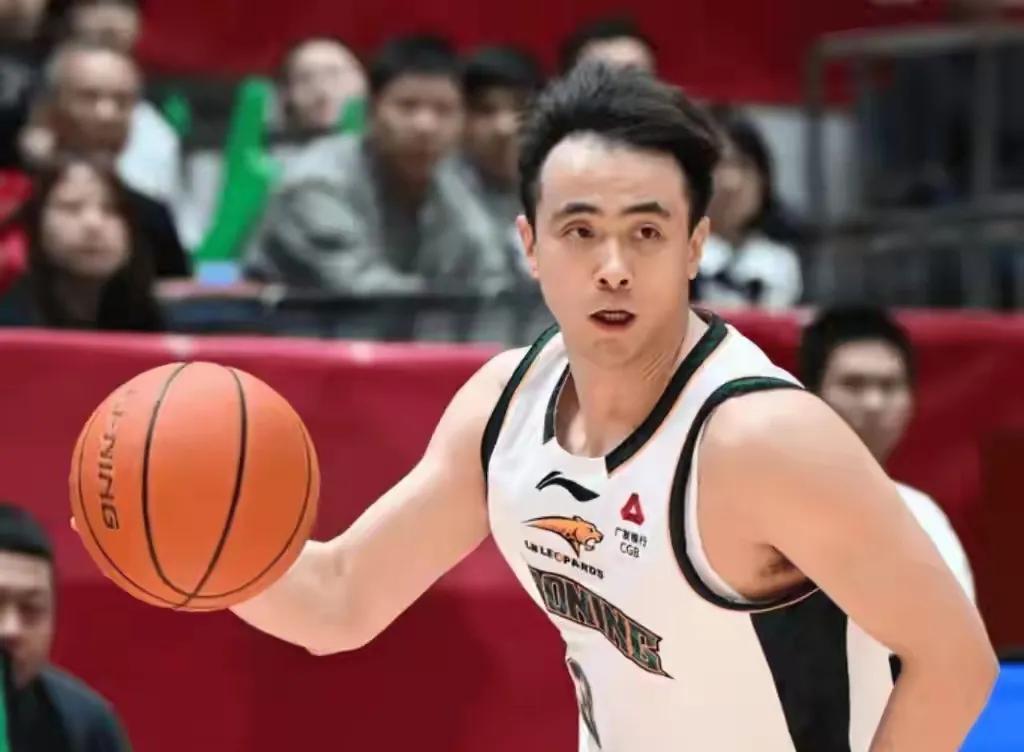 双加时鏖战，辽宁最后10秒遭绝杀！莱迪两罚不中葬送好局，青岛主场疯狂庆祝！

昨