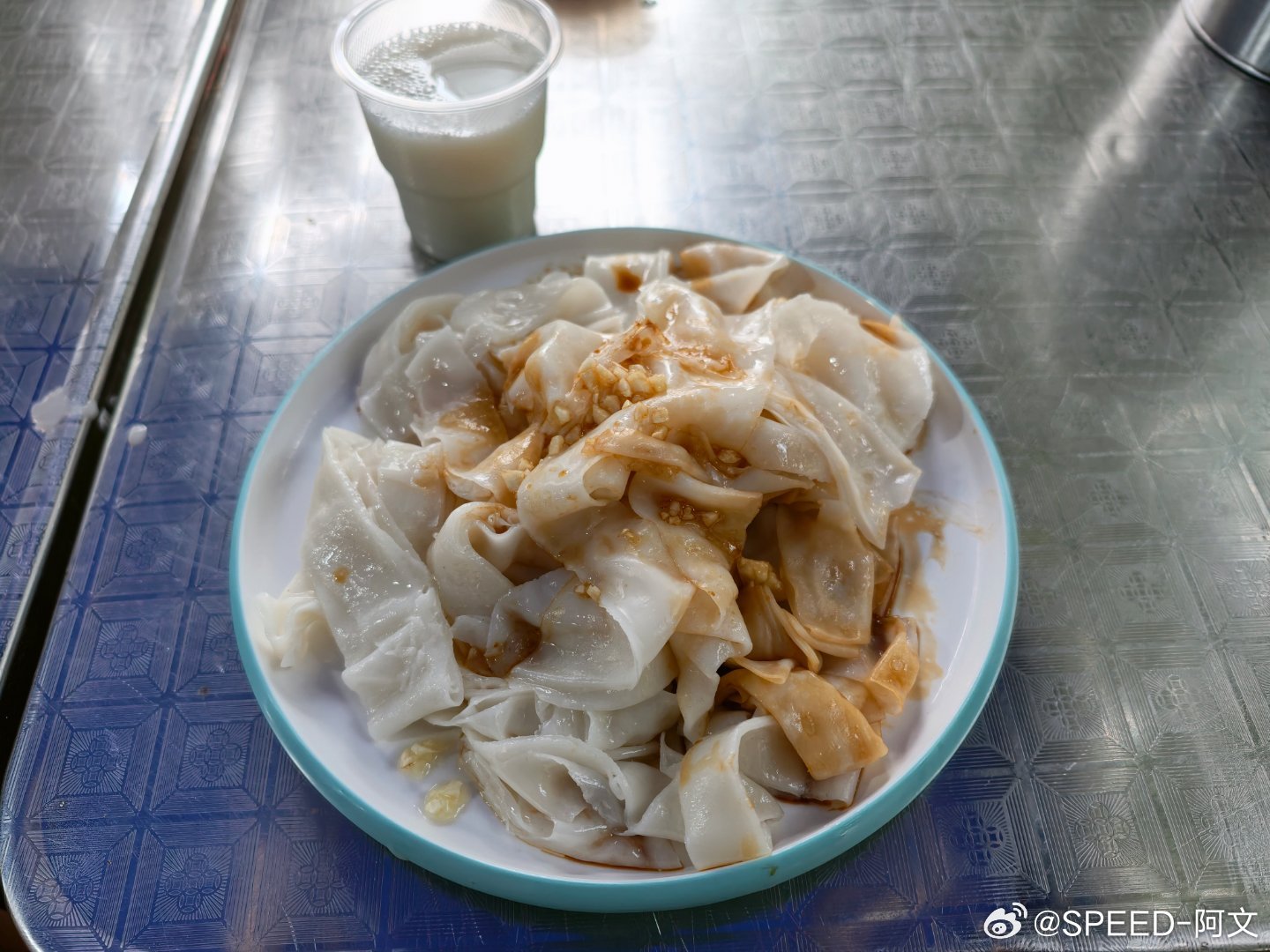 早啊，各位！今天吃点清淡的 