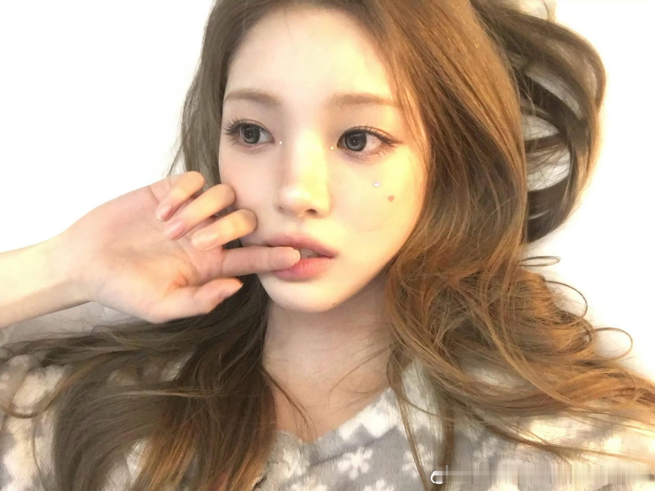 柳河岚🎀yuha 就是很美呀