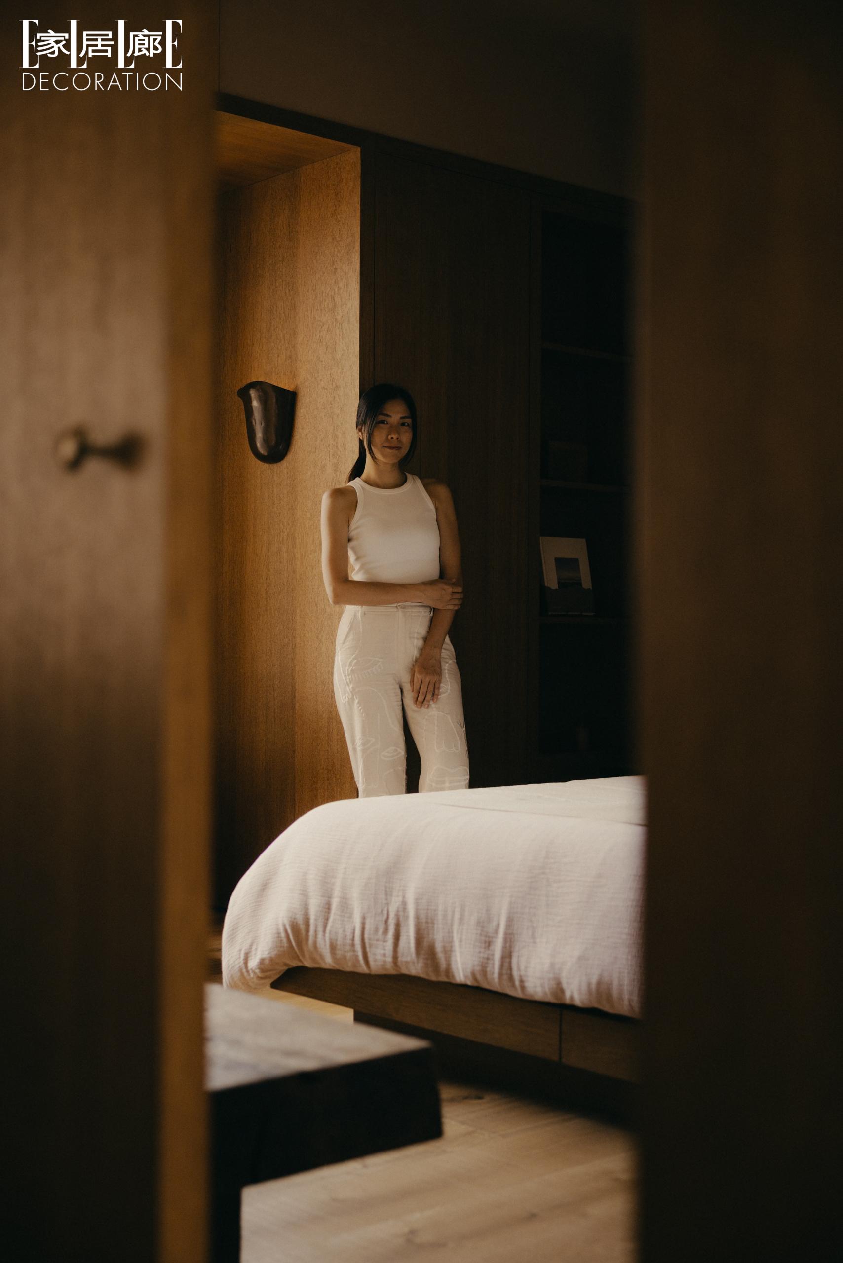 设计师夫妇西藏朝圣，“养”出泥土公寓。Alex和OJ把中山的家命名为...