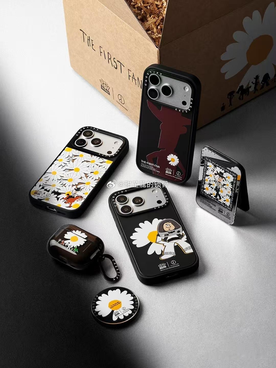 手机还没买呢，老爸让我伸进你的👛暖暖 