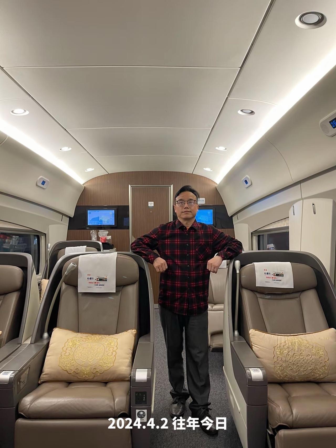 生活与我迷之角度自拍😅