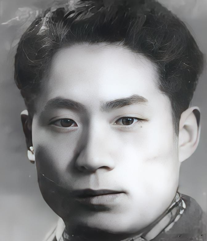 1948年惊险一瞬！小女孩一个摆手动作，救下重庆地下党核心，改写多人命运
 
1