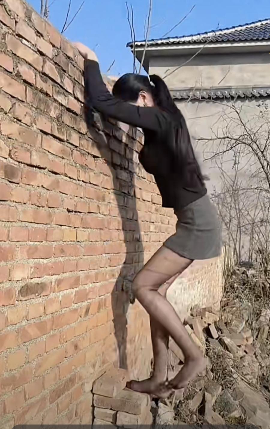 你见过哪些女生特胆大的行为