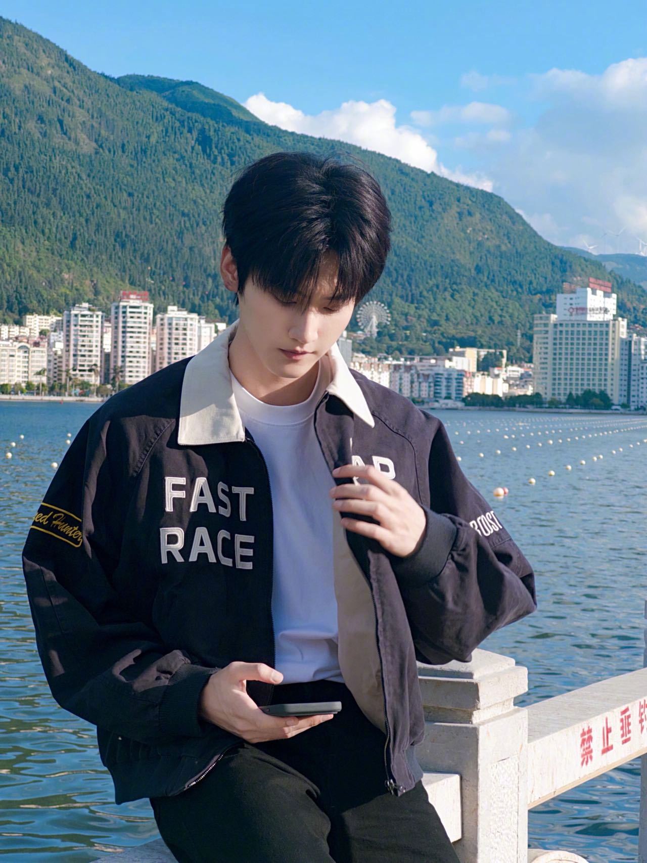 周柯宇[超话] 周柯宇满是扑面而来的少年感 ​​​