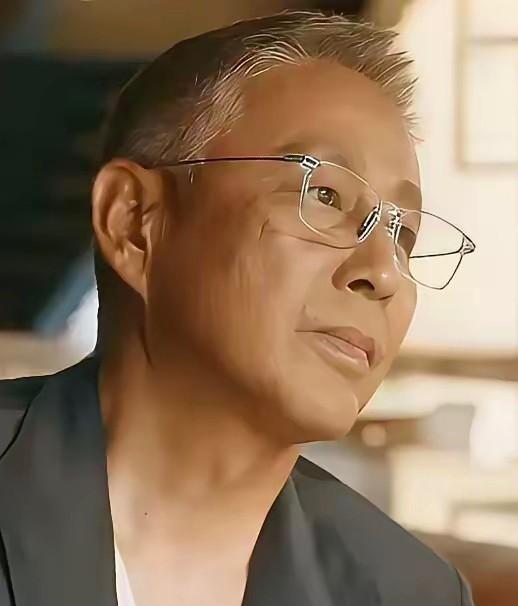 陈道明坦言：人生走到尽头，最亲近的人，从不是子女和老伴，而是这一个人
陈道明的回