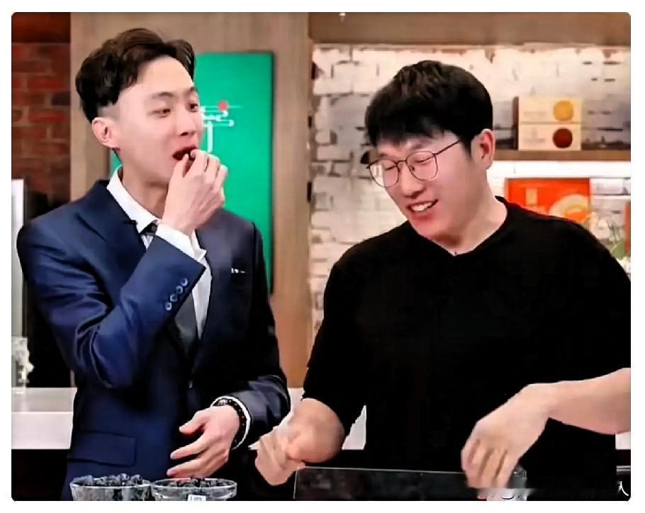 做了五年直播运营的朋友跟我说，
东方甄选这次不是主播的问题，
是管理直接把路走死