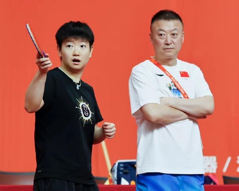 孙颖莎、王曼昱没有上场，亚运会女团首场对决，国乒女队3-0完胜尼泊尔女队，取得小