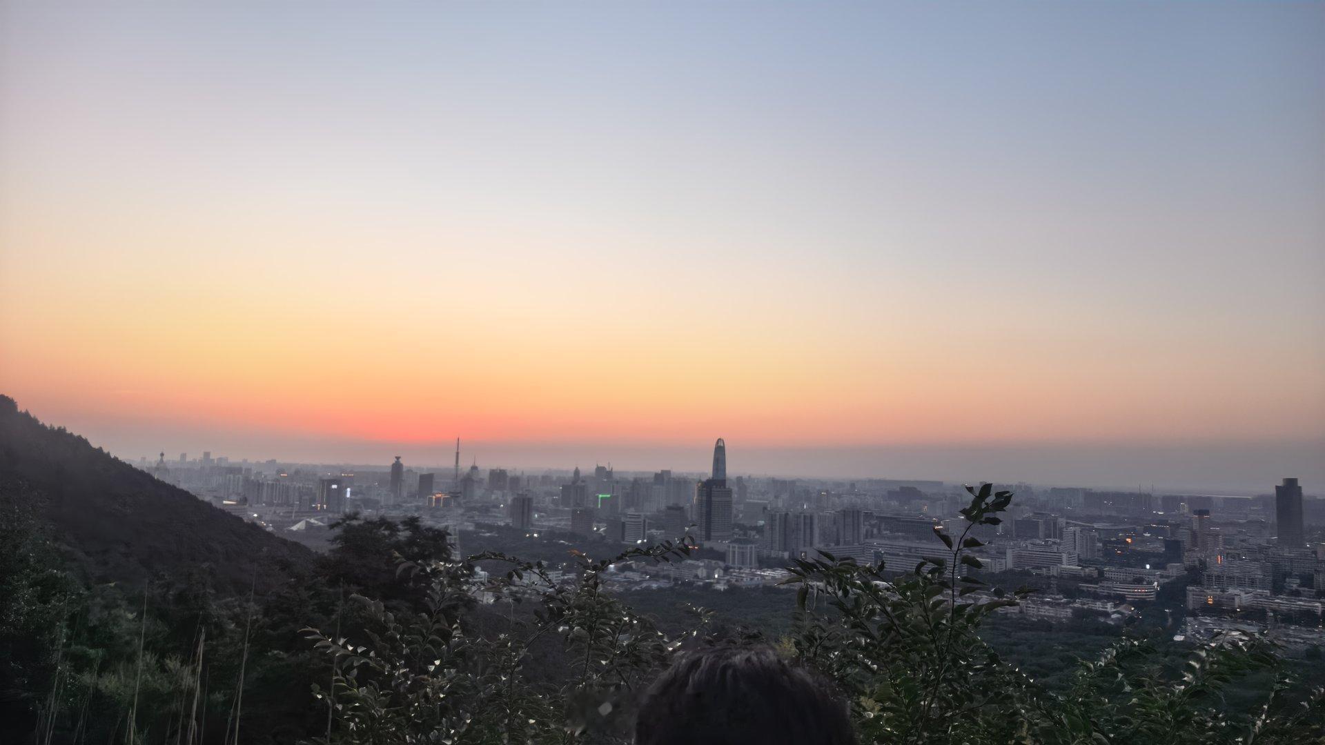 夕阳好美 济南·千佛山风景名胜区